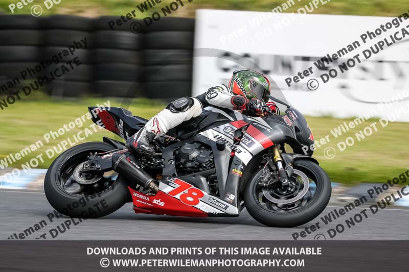 enduro digital images;event digital images;eventdigitalimages;lydden hill;lydden no limits trackday;lydden photographs;lydden trackday photographs;no limits trackdays;peter wileman photography;racing digital images;trackday digital images;trackday photos